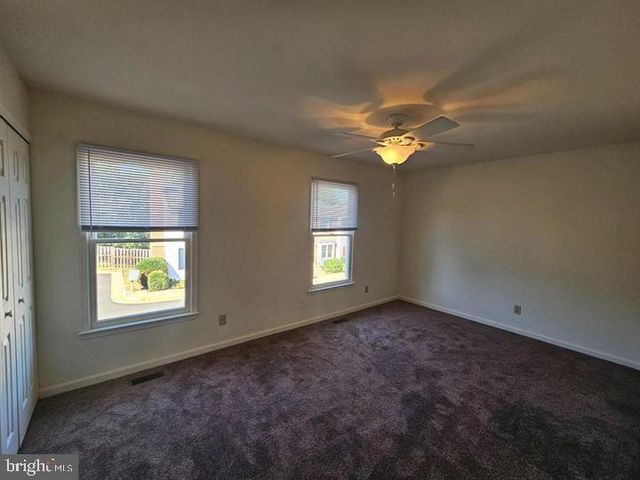 806 GROVE AVE, Fredericksburg, VA 22401