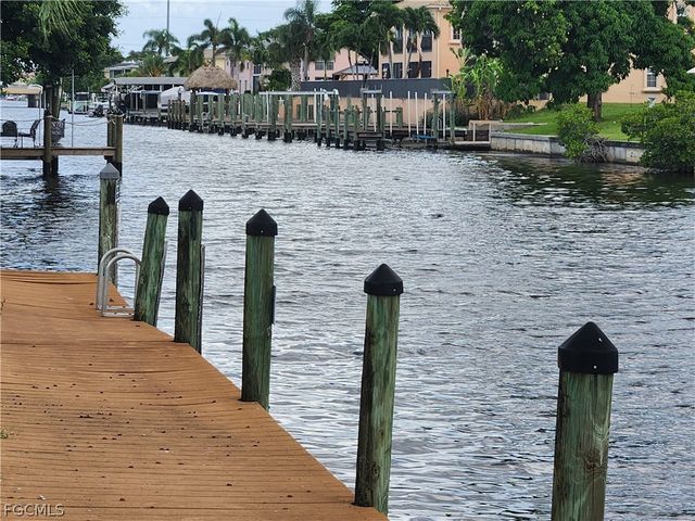 1220 SE 40th ST 6, Cape Coral, FL 33904