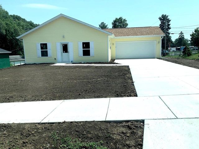 620 W Delavan Drive, Janesville, WI 53546