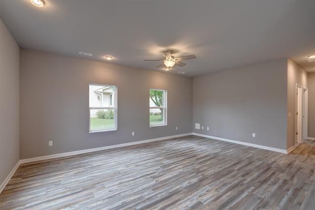 620 W Delavan Drive, Janesville, WI 53546