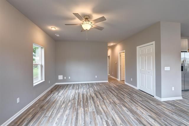 620 W Delavan Drive, Janesville, WI 53546