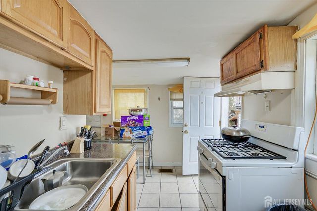 165 2nd Street, South Amboy, NJ 08879