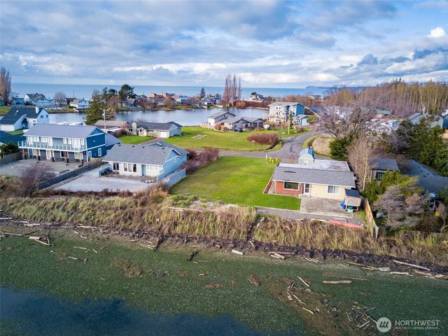 4448 Saltspring Drive, Ferndale, WA 98248