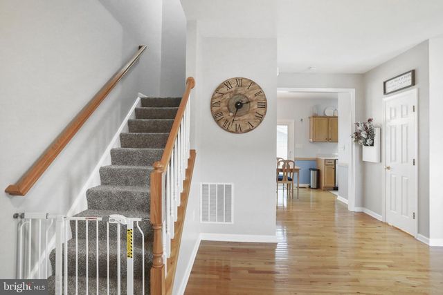 1976 ASHLEY DRIVE, Chambersburg, PA 17201