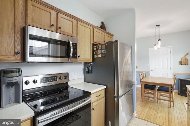 1976 ASHLEY DRIVE, Chambersburg, PA 17201