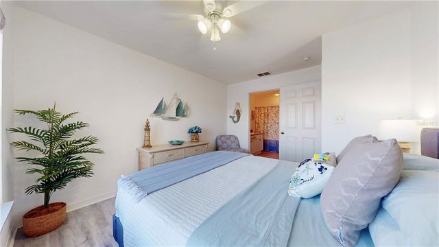 9554 LAKE CHASE ISLAND WAY 9554, Tampa, FL 33626