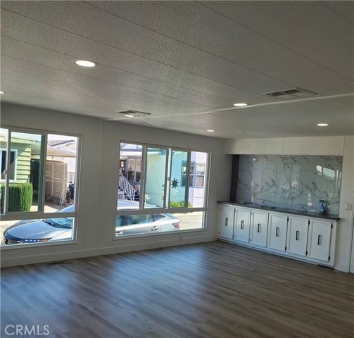 8811 Canoga Avenue 371, Canoga Park (los Angeles), CA 91304