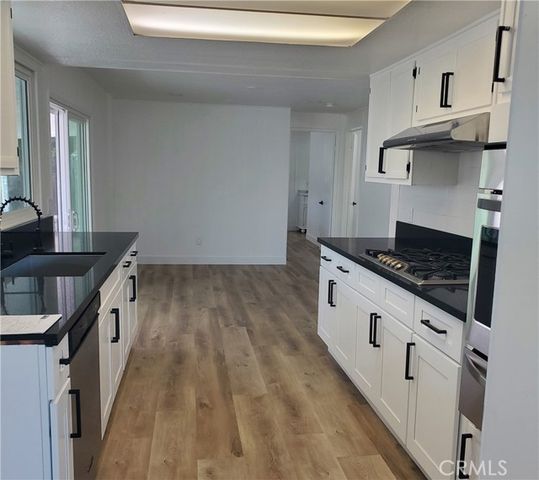 8811 Canoga Avenue 371, Canoga Park (los Angeles), CA 91304