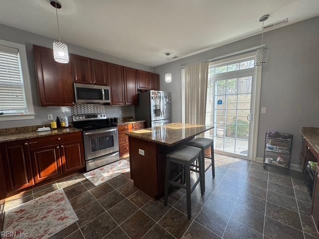 430 Blue Beech WAY, Chesapeake, VA 23320