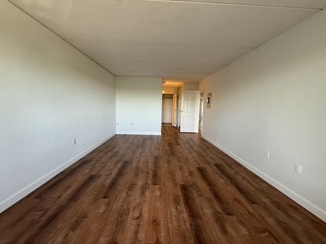 1550 Worcester Rd 304, Framingham, MA 01702