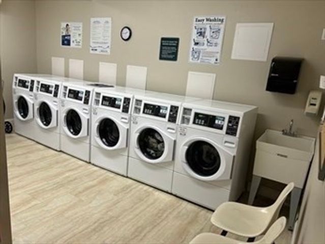 1550 Worcester Rd 304, Framingham, MA 01702