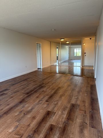 1550 Worcester Rd 304, Framingham, MA 01702