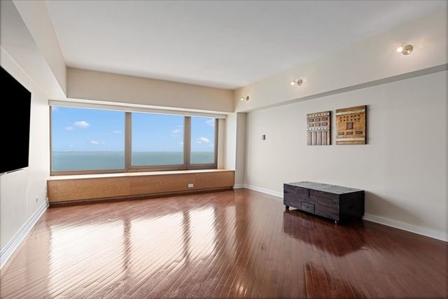175 E Delaware Place 6206, Chicago, IL 60611