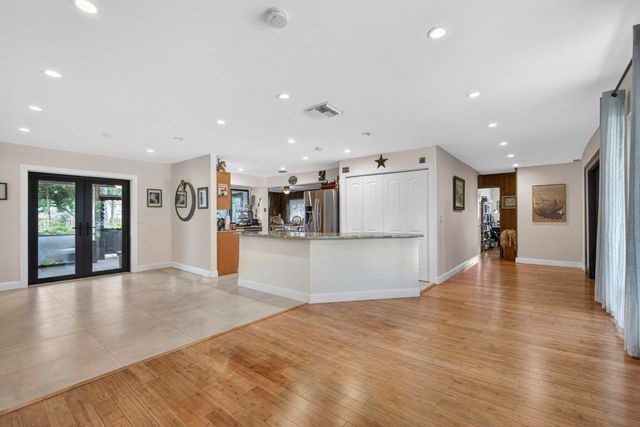 749 W Rambling Drive, Wellington, FL 33414