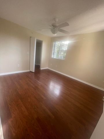 900 S Crestwood Ct Court S 908, Royal Palm Beach, FL 33411