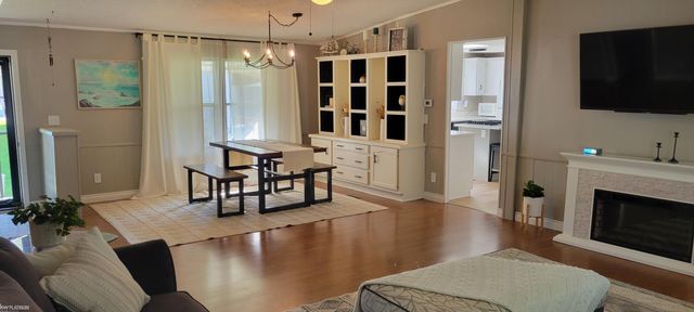 48571 Lakeview East, Shelby Twp, MI 48317