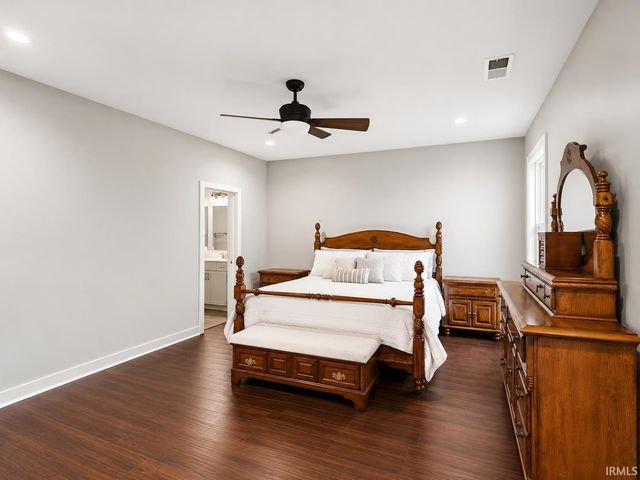 5540 Brompton Drive, Newburgh, IN 47630