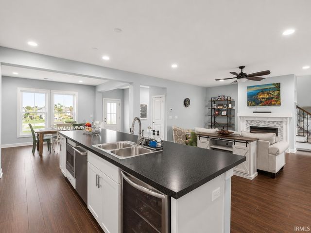 5540 Brompton Drive, Newburgh, IN 47630