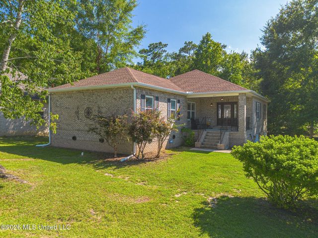 6541 Alakoko Drive, Diamondhead, MS 39525