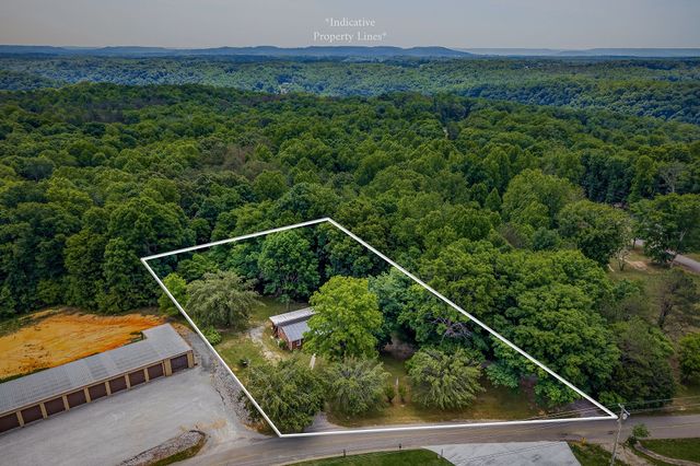 5245 Jefferson Rd, Smithville, TN 37166