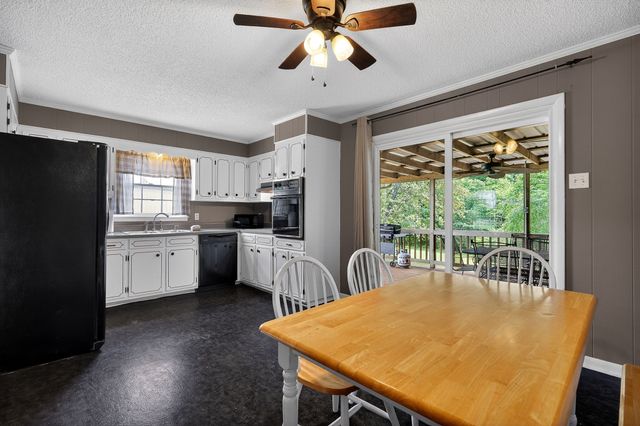 5245 Jefferson Rd, Smithville, TN 37166