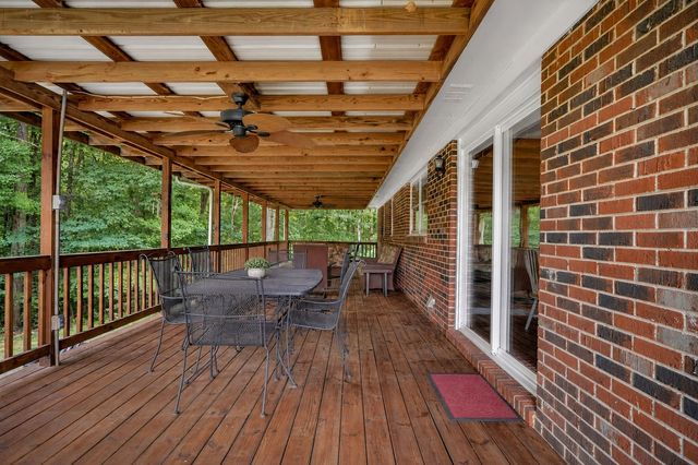 5245 Jefferson Rd, Smithville, TN 37166
