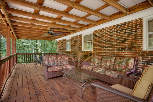 5245 Jefferson Rd, Smithville, TN 37166