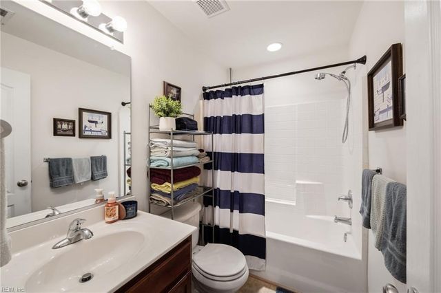 301 Teton CIR, Suffolk, VA 23435