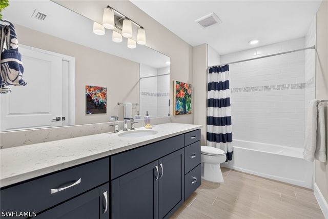 19263 Aqua Shore DR, Fort Myers, FL 33913