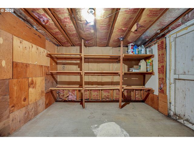2012 E 33RD St, Vancouver, WA 98663