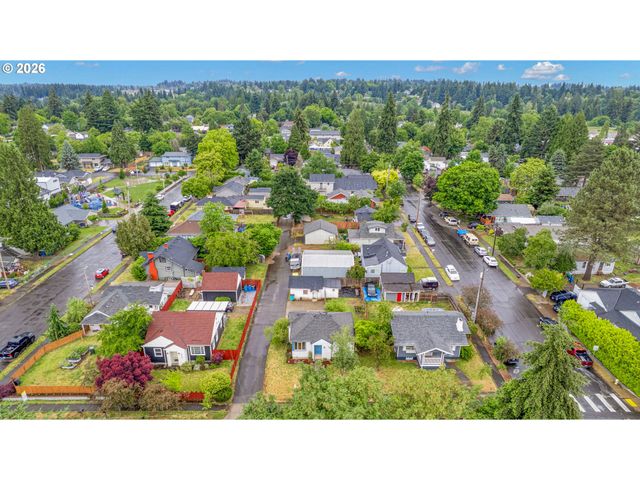 2012 E 33RD St, Vancouver, WA 98663