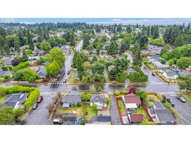 2012 E 33RD St, Vancouver, WA 98663