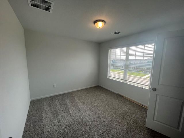 196 Zion DR, Kyle, TX 78640