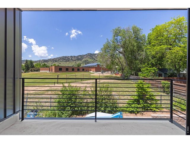 3319 Broadway St, Boulder, CO 80304