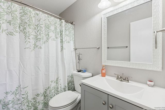 8919 Kestrel Oak, Converse, TX 78109