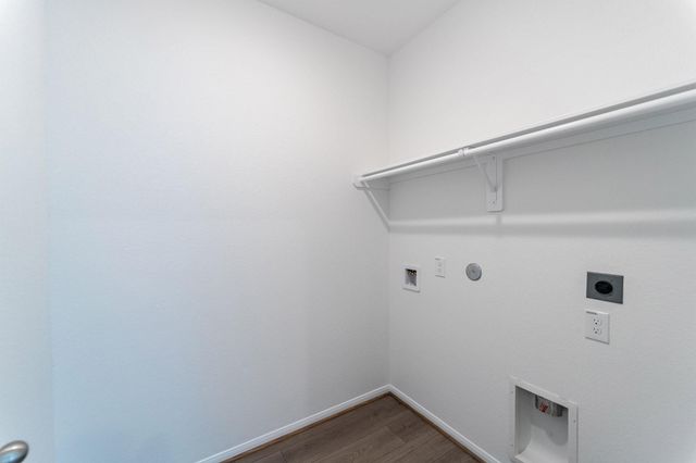 438 Hazy Meadows Drive, Beasley, TX 77417