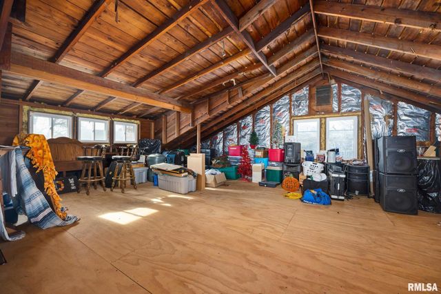 2617 W KENWOOD Avenue, West Peoria, IL 61604