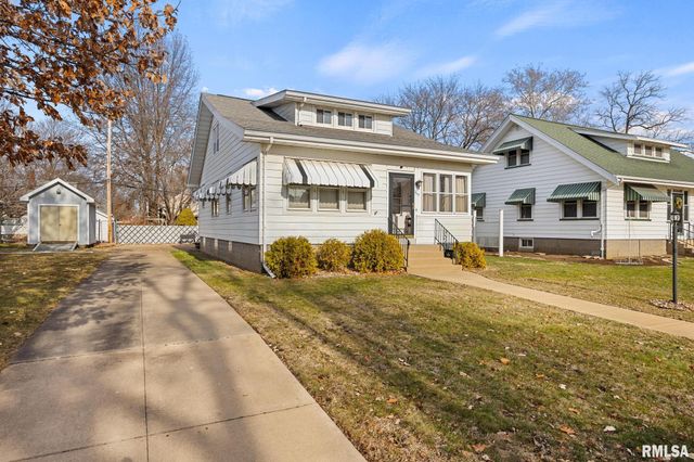 2617 W KENWOOD Avenue, West Peoria, IL 61604