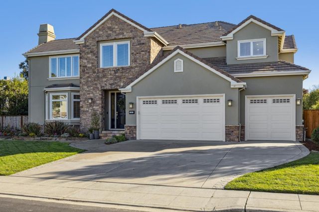 62 Spyglass Court, Half Moon Bay, CA 94019