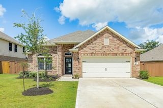 133 Water Grass Trail, Clute, TX 77531