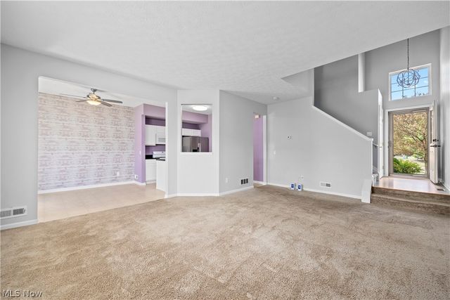 29026 Pembrooke Boulevard, Olmsted Falls, OH 44138