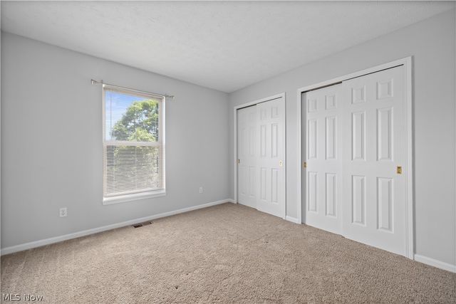 29026 Pembrooke Boulevard, Olmsted Falls, OH 44138