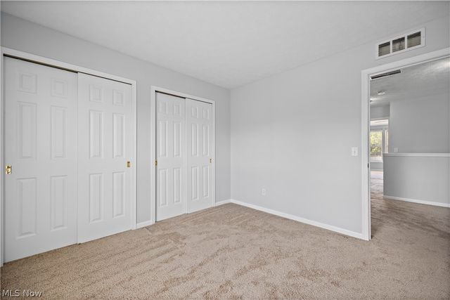 29026 Pembrooke Boulevard, Olmsted Falls, OH 44138