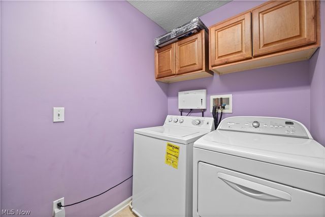 29026 Pembrooke Boulevard, Olmsted Falls, OH 44138