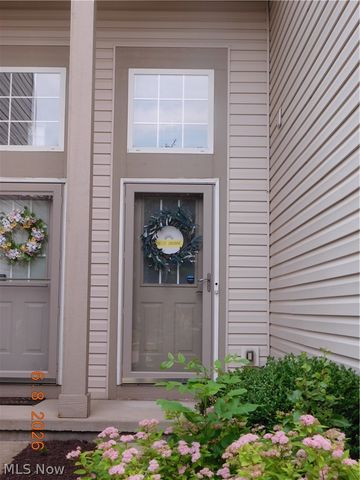 29026 Pembrooke Boulevard, Olmsted Falls, OH 44138