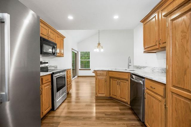 525 S Dyer Street, Odessa, MO 64076
