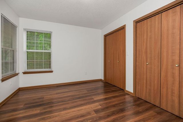 525 S Dyer Street, Odessa, MO 64076