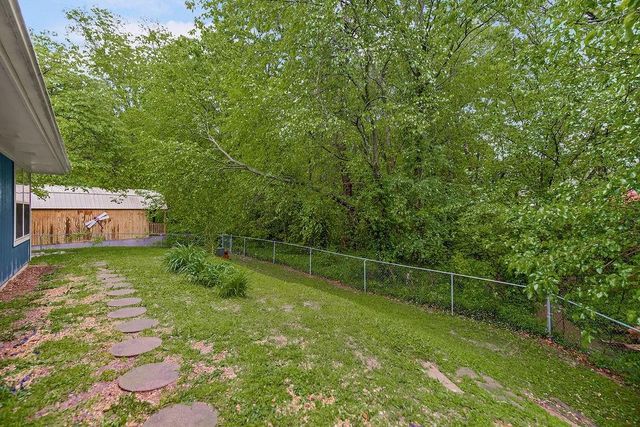 525 S Dyer Street, Odessa, MO 64076