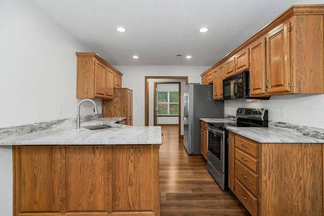 525 S Dyer Street, Odessa, MO 64076