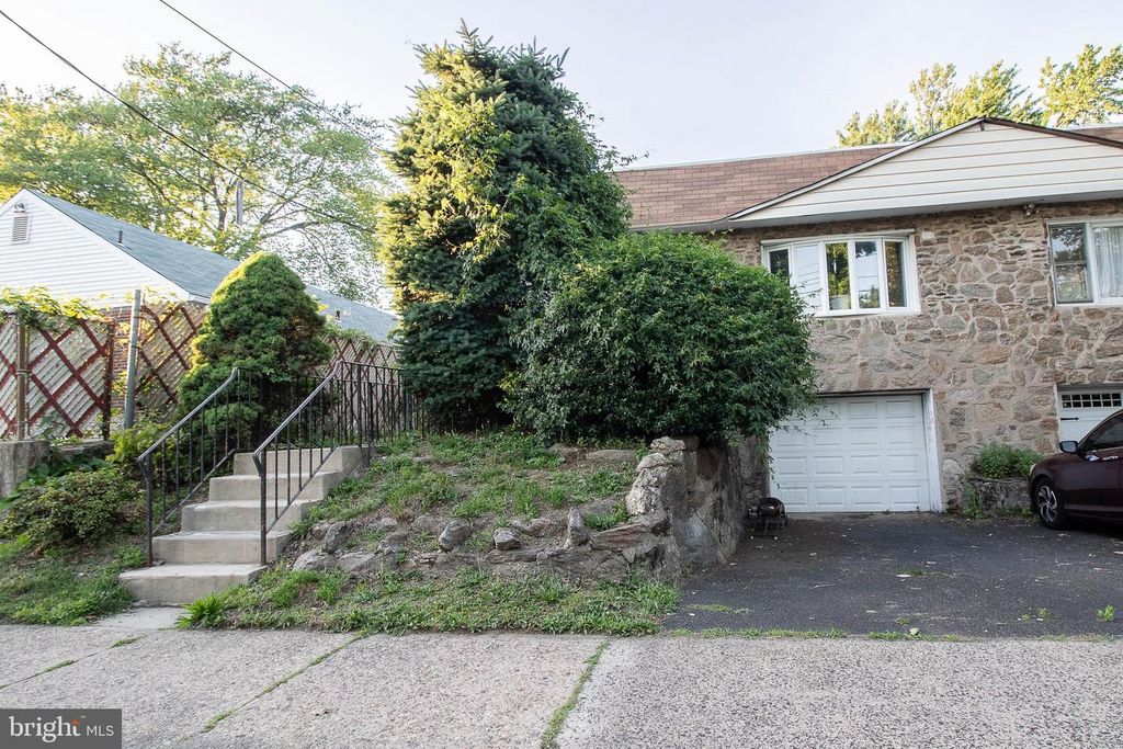 217 W 65TH AVE, Philadelphia, PA 19126